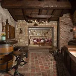 Cupido With Private Pool - Happy فيلة Drivenik