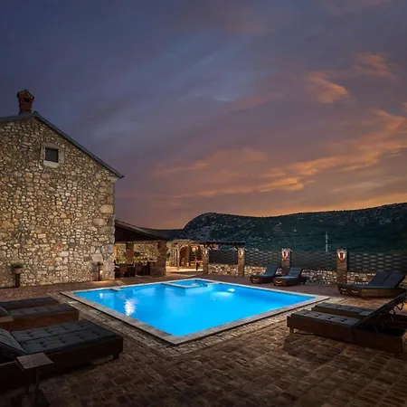 Cupido With Private Pool - Happy Drivenik
