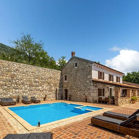 빌라 Cupido With Private Pool - Happy *