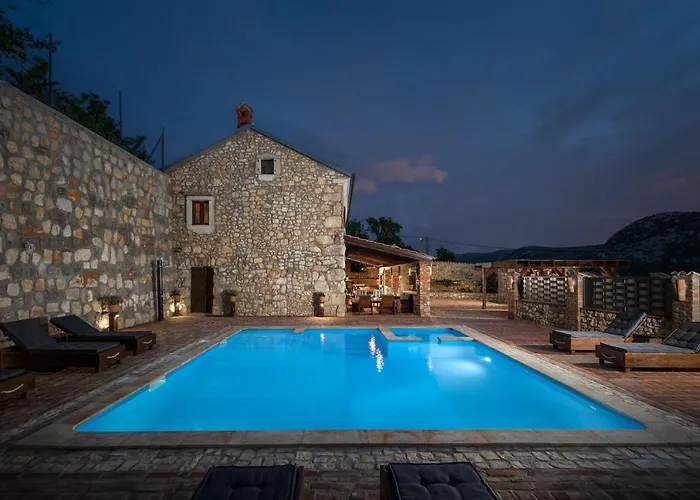 Cupido With Private Pool - Happy * Drivenik